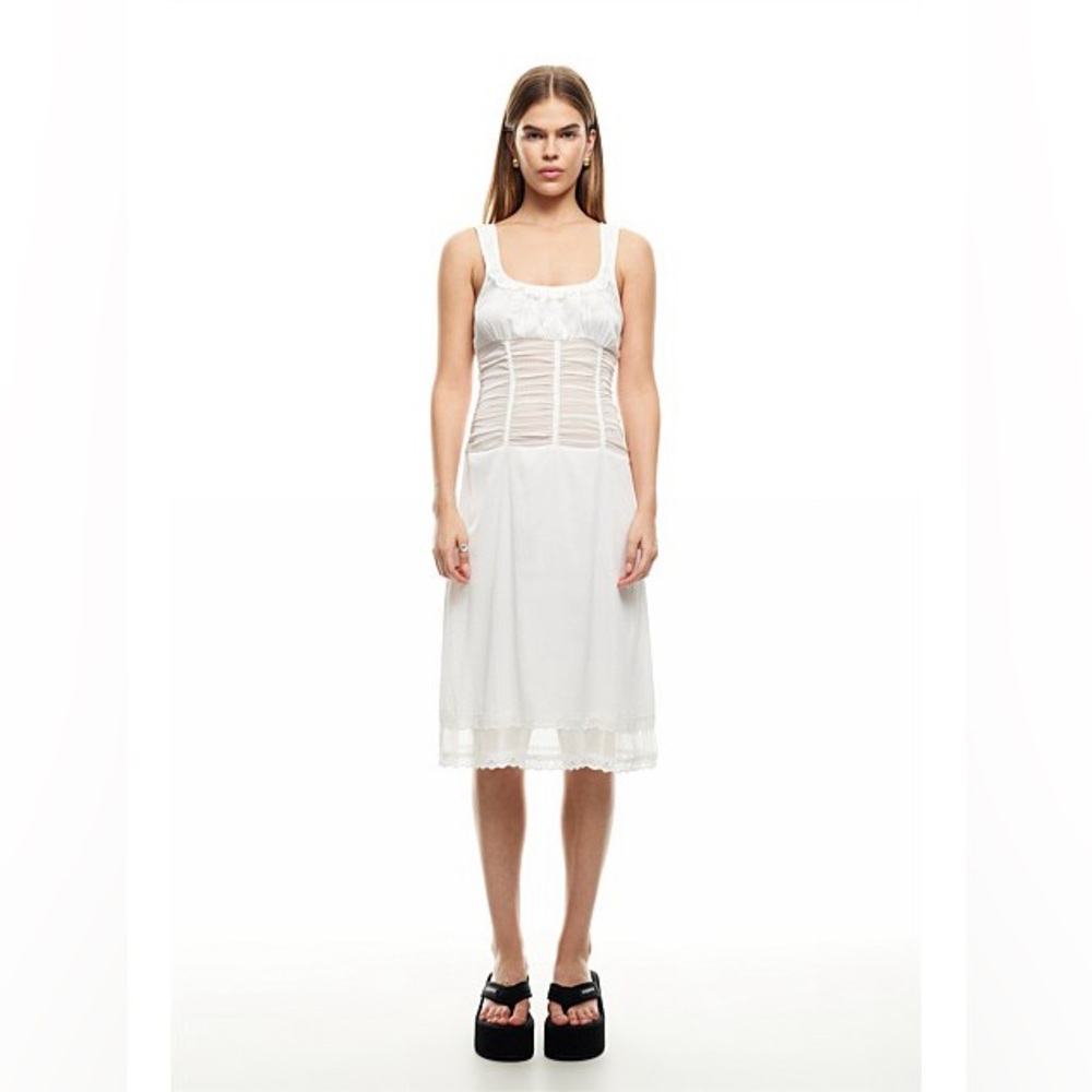 Lioness KENDALL LACE MIDI DRESS